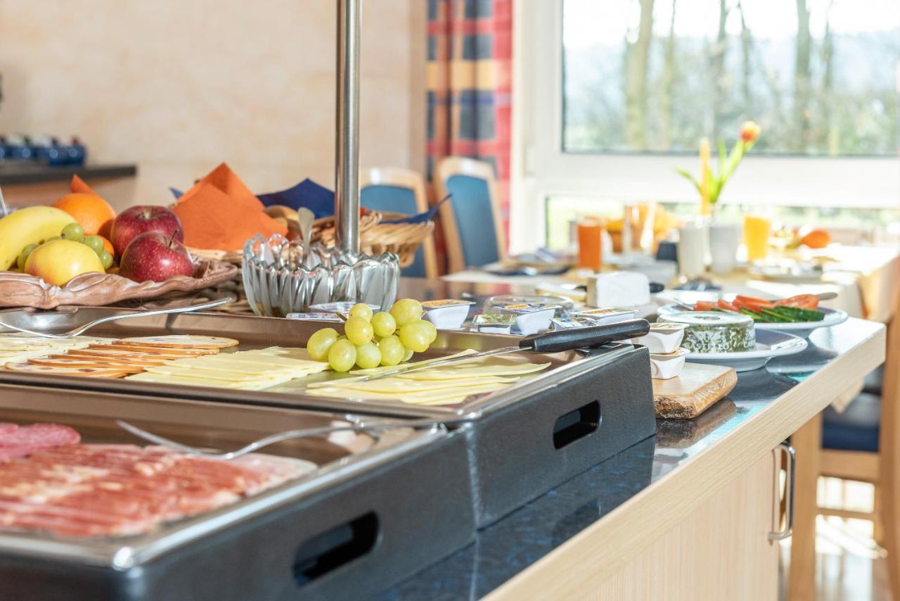 Hotel Am Wiesenweg L 24H Check-In Hausen  Εξωτερικό φωτογραφία